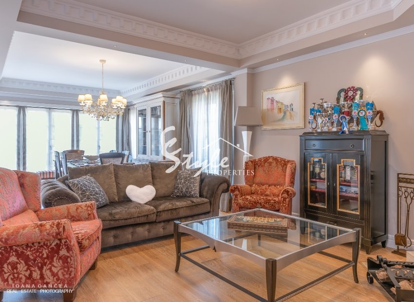 Resale - Villa - Ciudad Quesada