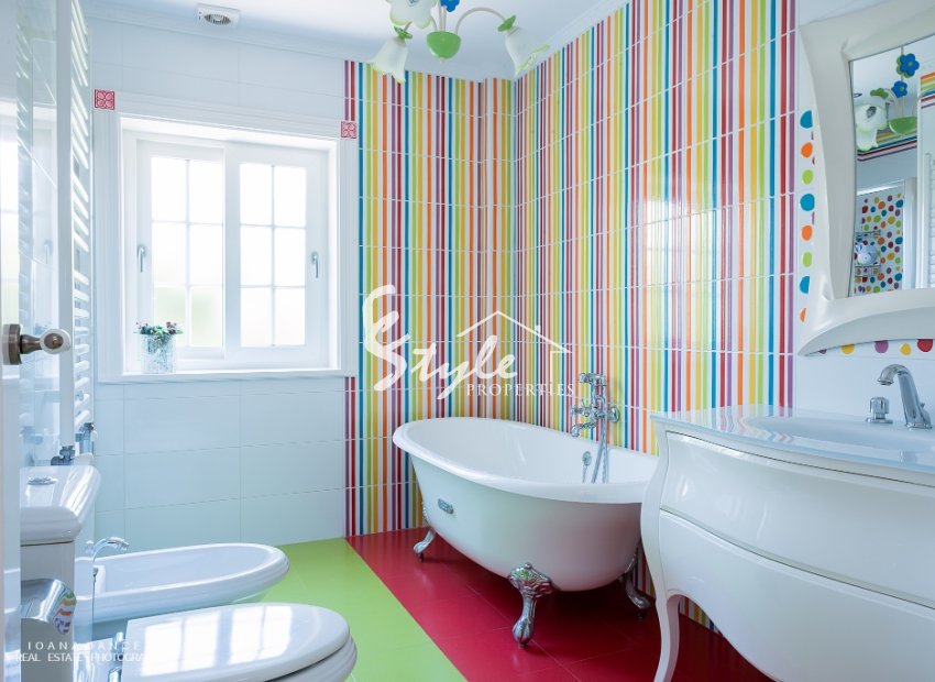 Resale - Villa - Ciudad Quesada