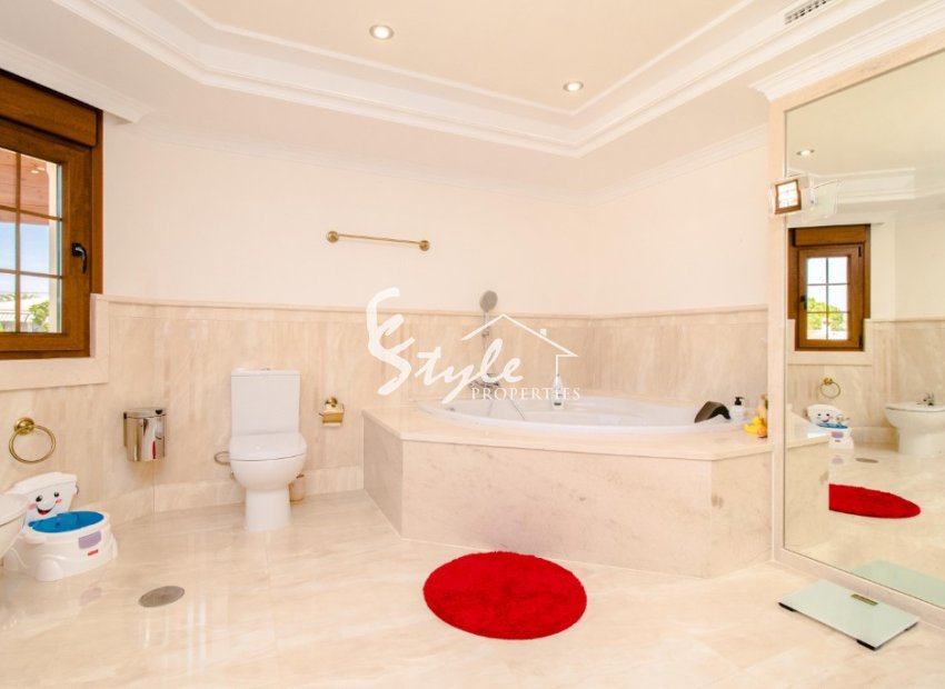 Resale - Villa - Ciudad Quesada