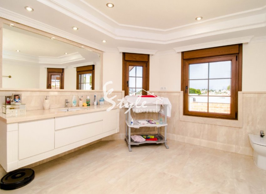 Resale - Villa - Ciudad Quesada