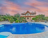Resale - Villa - Costa Blanca - Orihuela Costa
