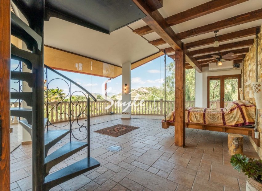 Resale - Villa - Costa Blanca - Orihuela Costa