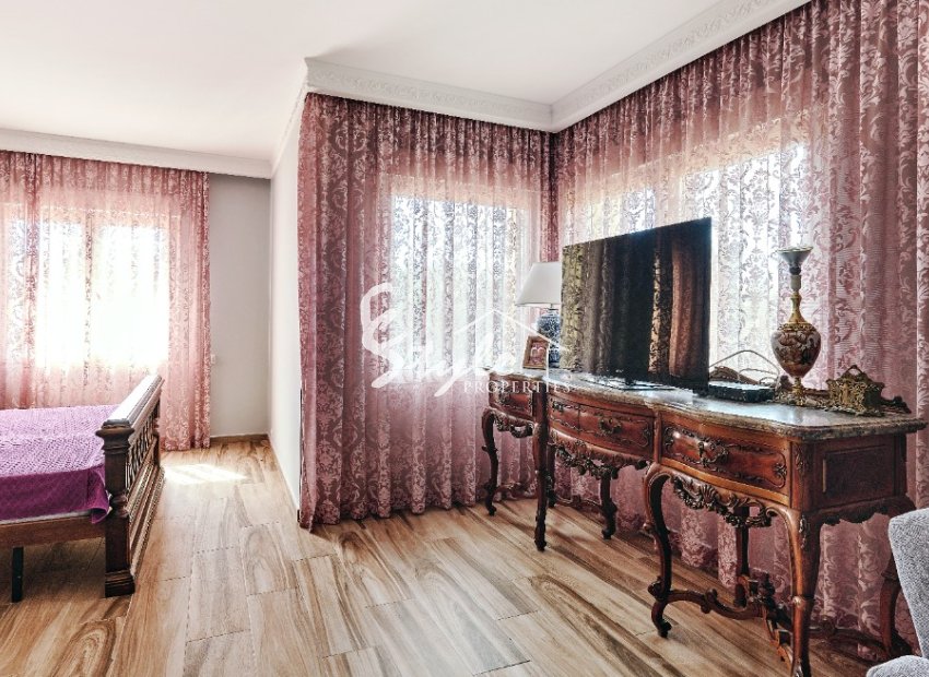 Resale - Villa - Dahesa de Campoamor - Dehesa de Campoamor