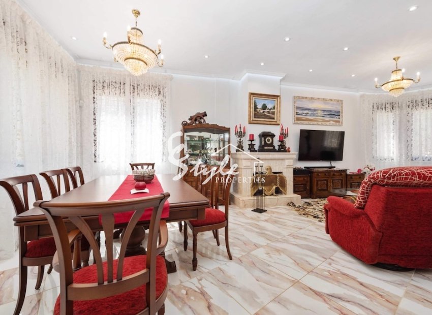 Resale - Villa - Dahesa de Campoamor