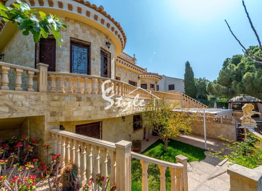 Resale - Villa - Dahesa de Campoamor