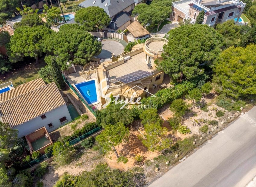 Resale - Villa - Dahesa de Campoamor