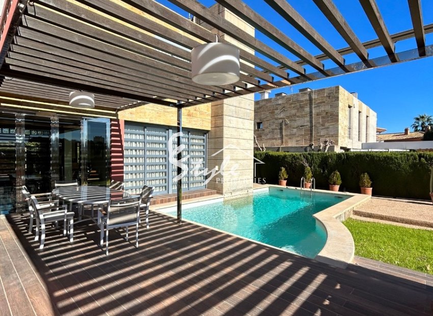 Resale - Villa - Dehesa de campoamor - Campoamor
