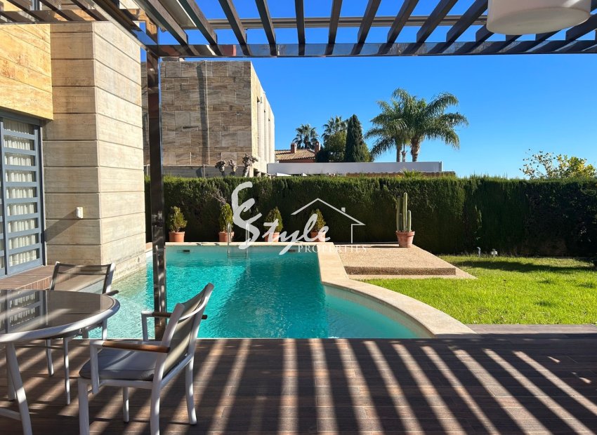 Resale - Villa - Dehesa de campoamor - Campoamor