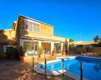 Resale - Villa - Dehesa de campoamor - Campoamor