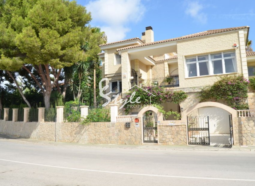 Resale - Villa - Dehesa de Campoamor