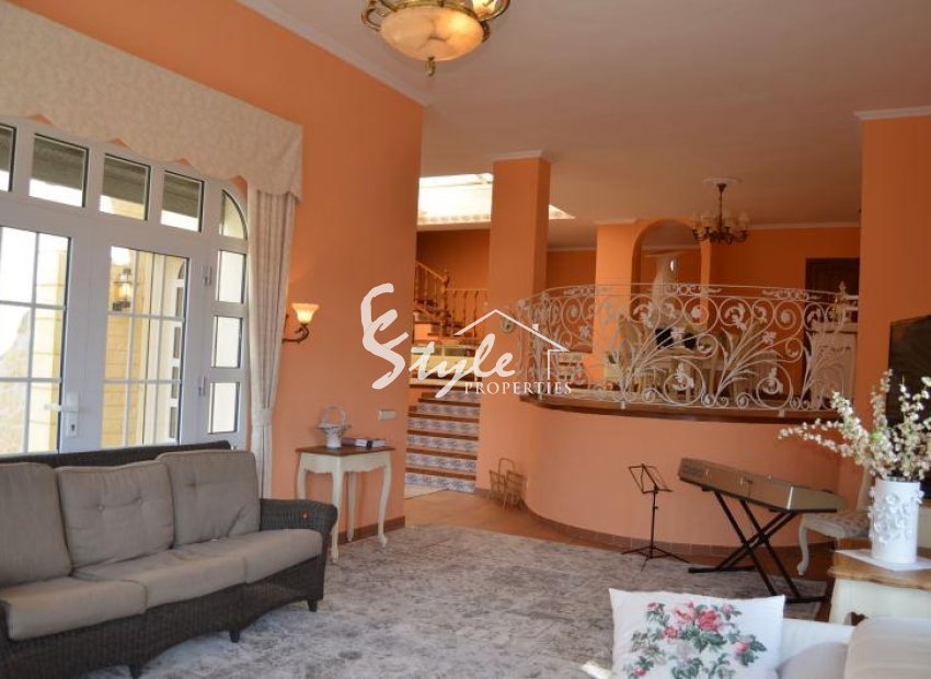 Resale - Villa - Dehesa de Campoamor