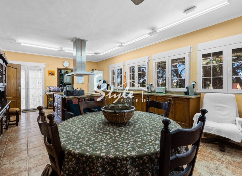 Resale - Villa - El Altet - San Francisco de Asis