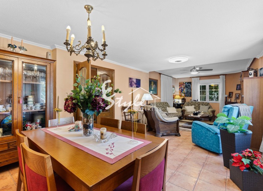 Resale - Villa - El Altet - San Francisco de Asis