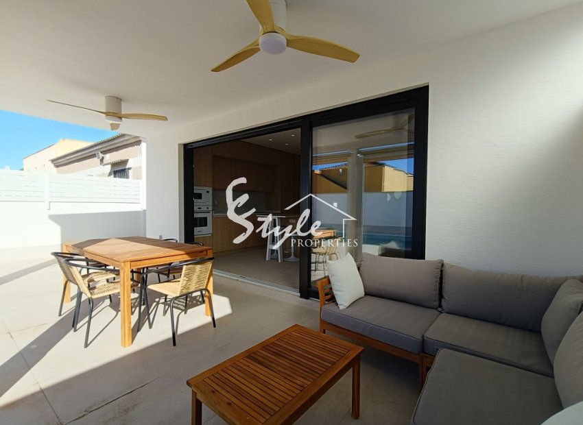 Resale - Villa - El Chaparral - El Chaparal