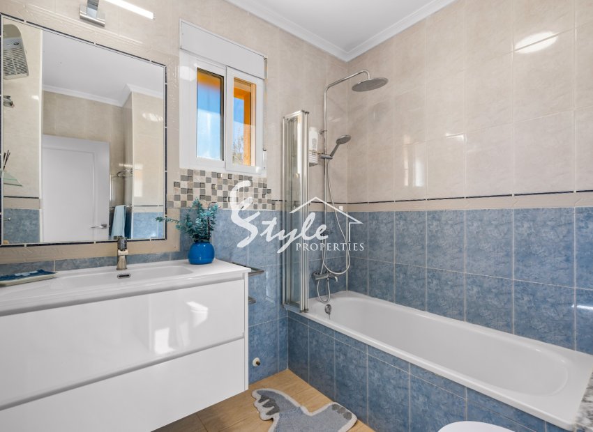 Resale - Villa - Guardamar - El Raso