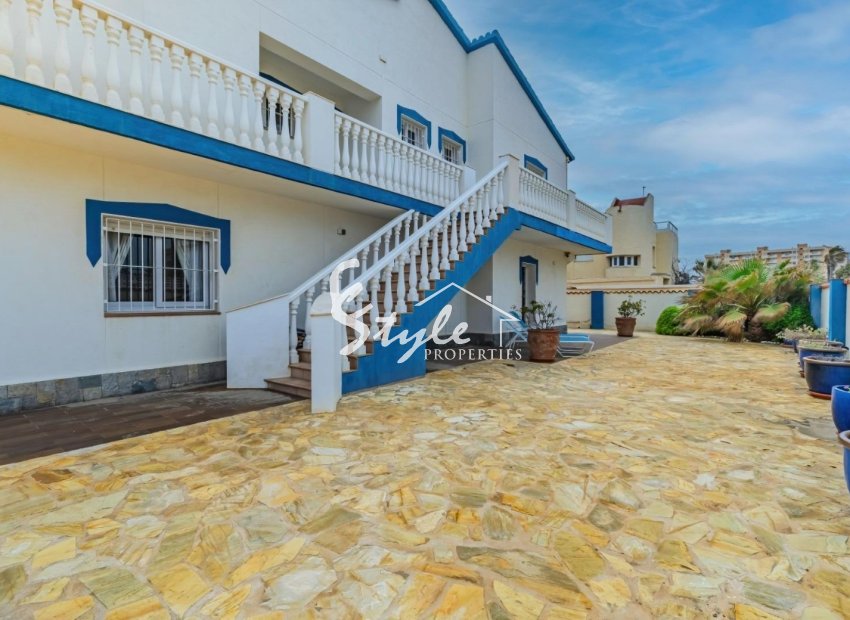 Resale - Villa - La Manga - Playa del Estacio