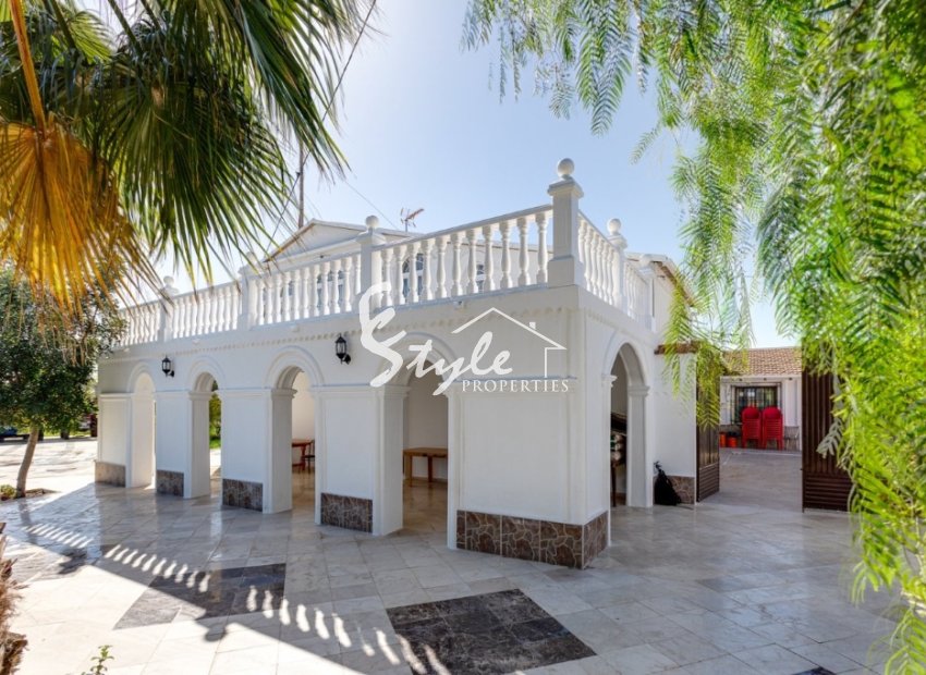 Resale - Villa - La Marina