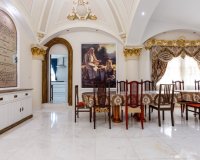 Resale - Villa - La Marina