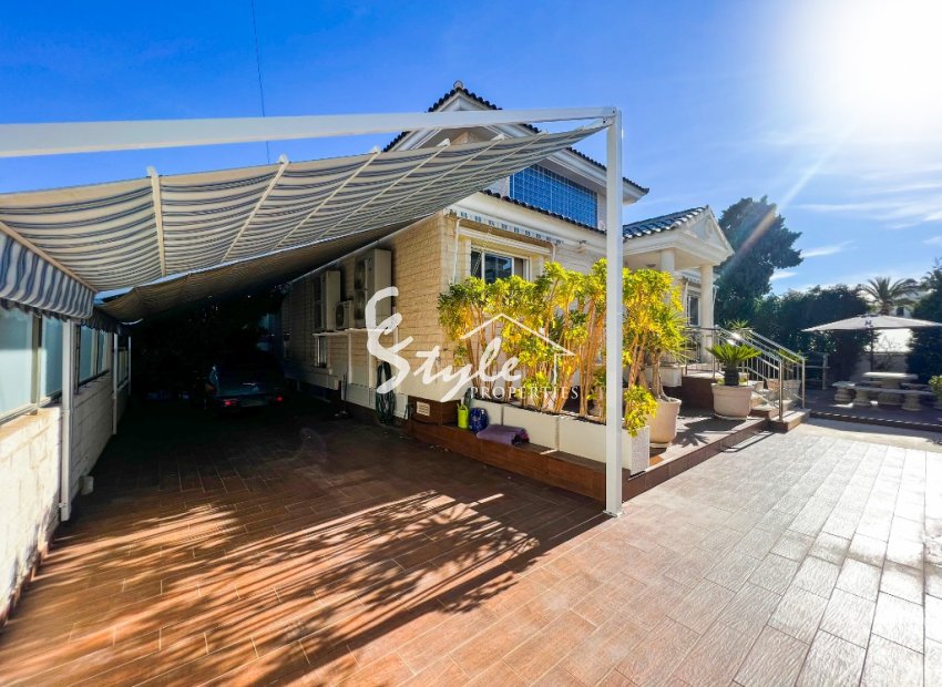 Resale - Villa - La Mata