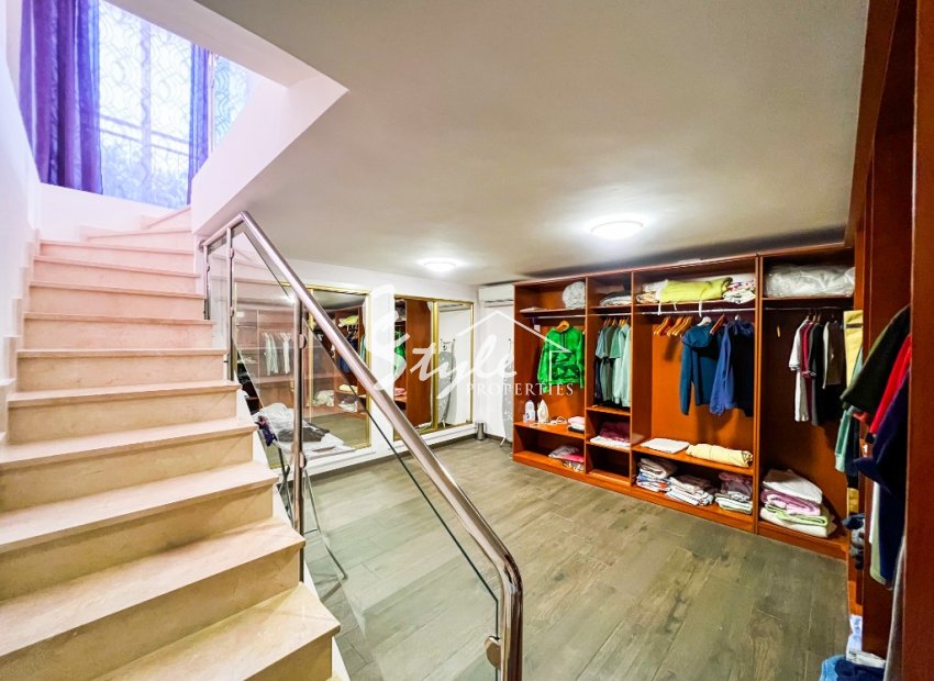 Resale - Villa - La Mata