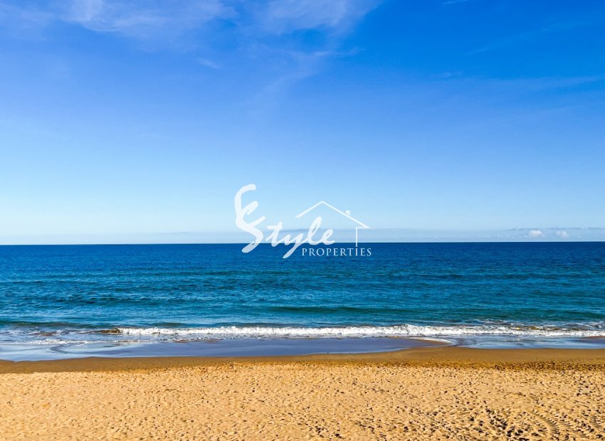 Resale - Villa - La Mata