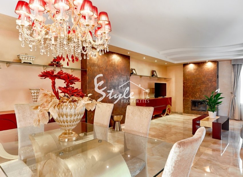 Resale - Villa - La Mata