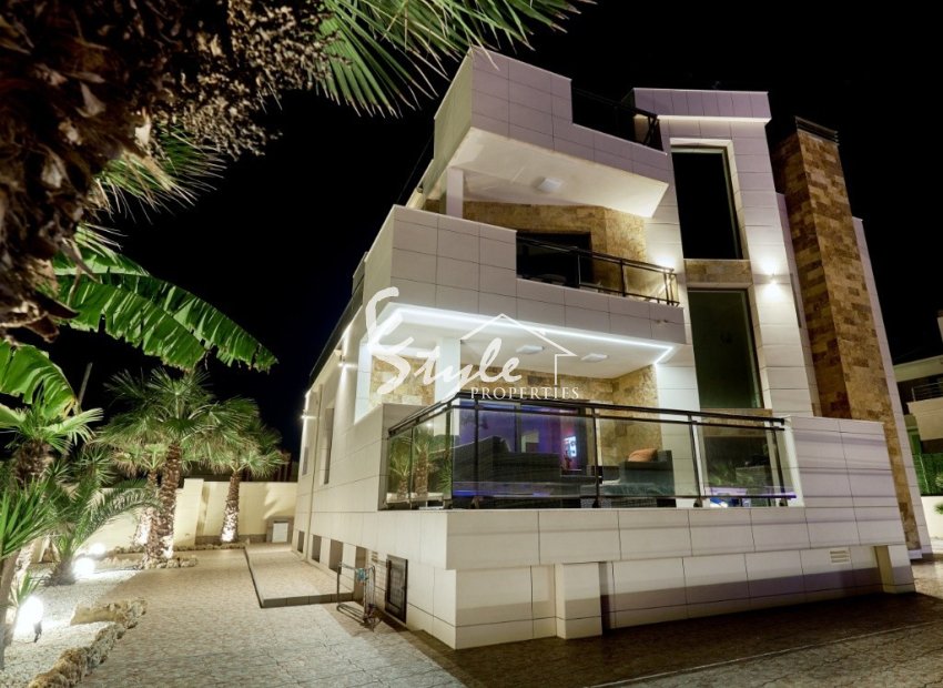 Resale - Villa - La Mata