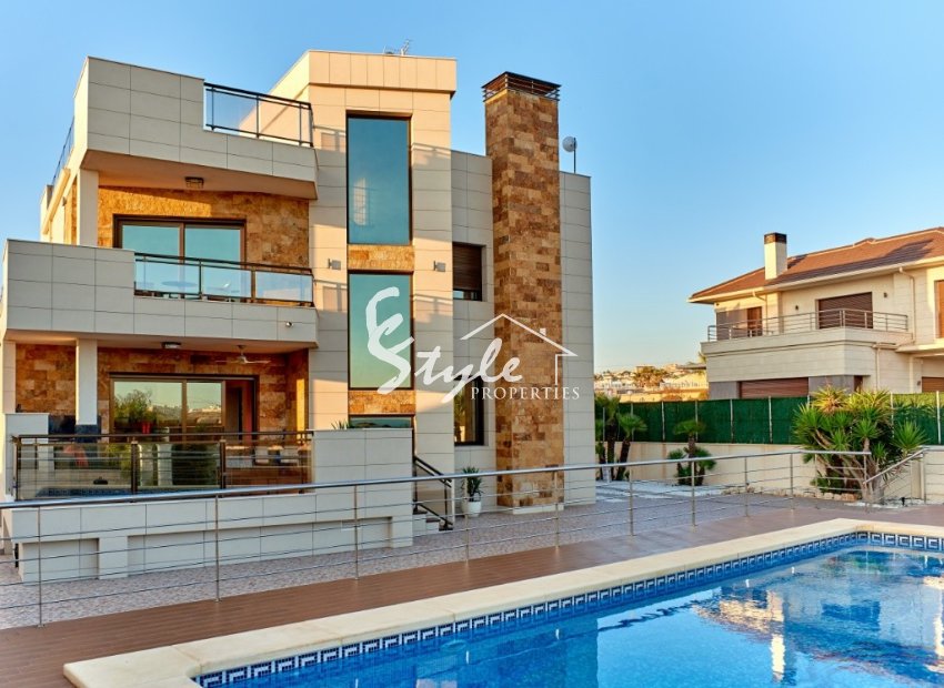 Resale - Villa - La Mata
