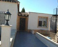 Resale - Villa - La Matanza