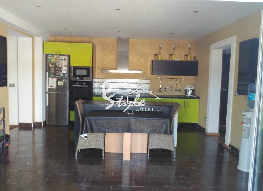 Resale - Villa - La Matanza