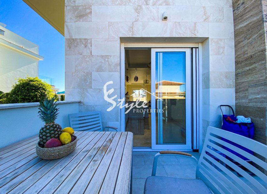 Resale - Villa - La Zenia