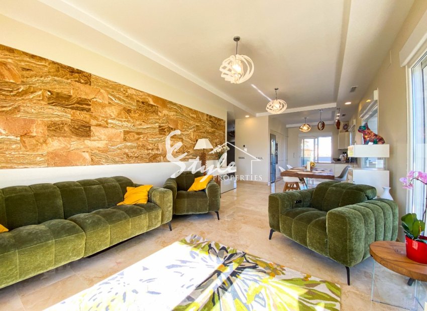 Resale - Villa - La Zenia