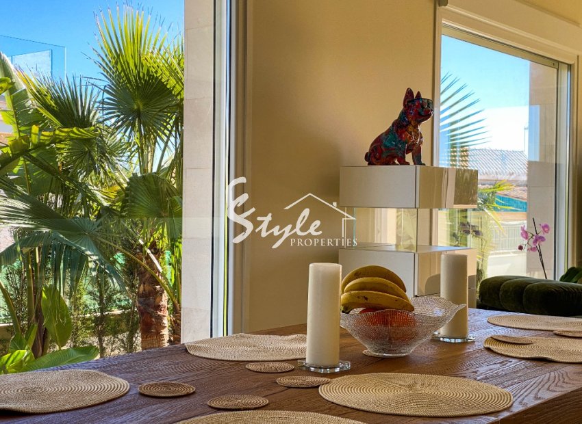 Resale - Villa - La Zenia