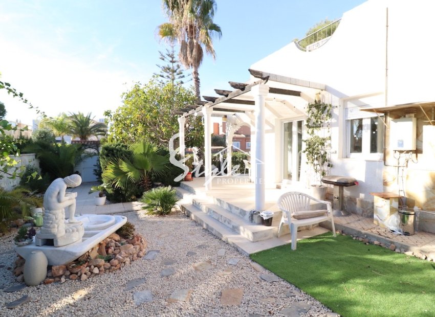 Resale - Villa - La Zenia