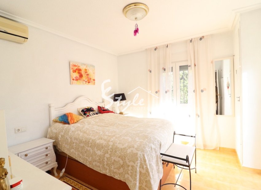 Resale - Villa - La Zenia