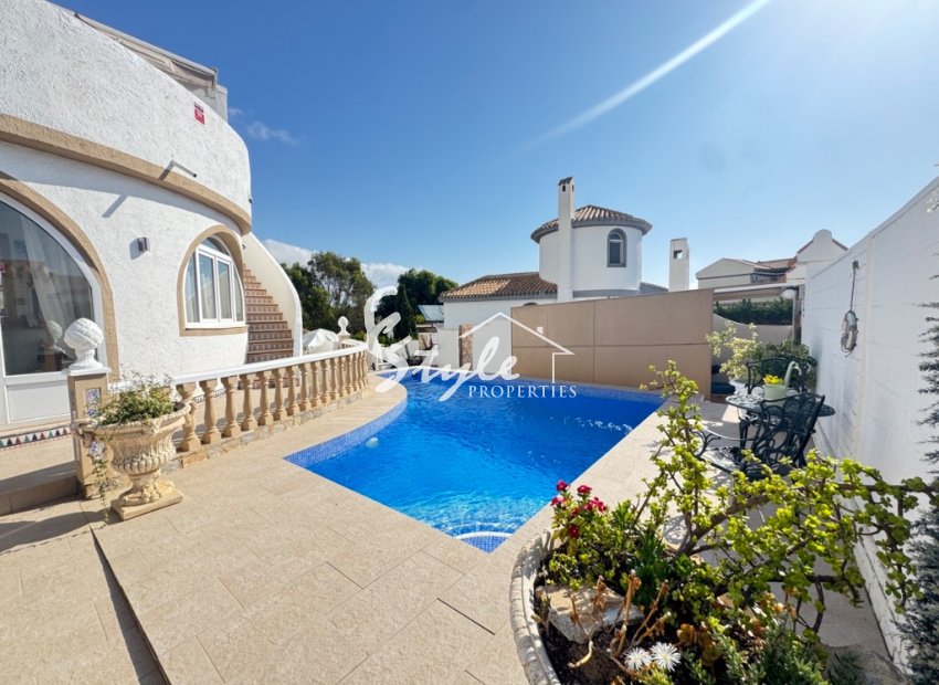 Resale - Villa - La Zenia