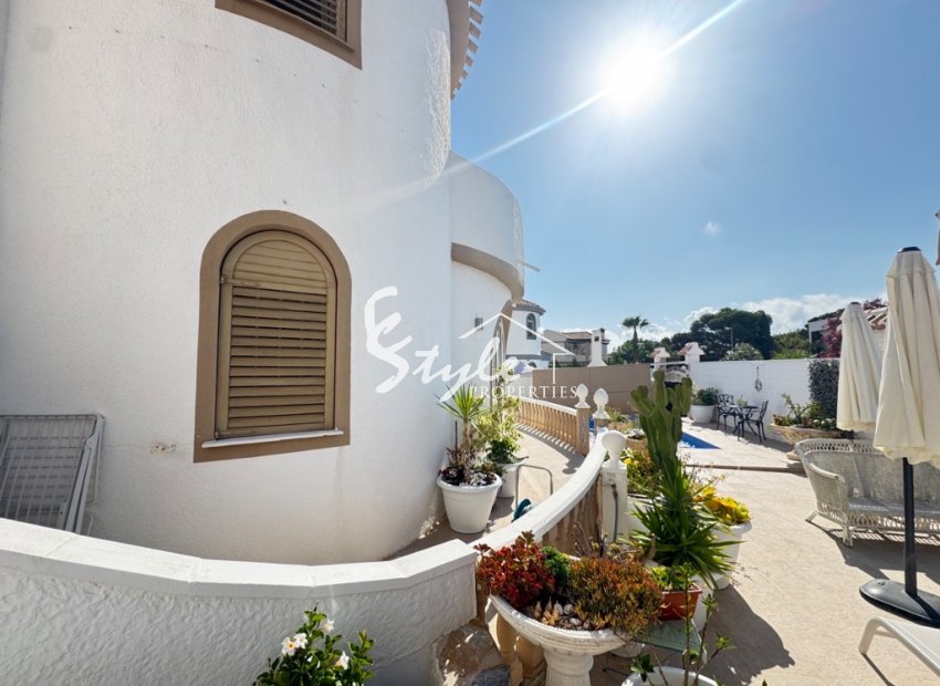 Resale - Villa - La Zenia