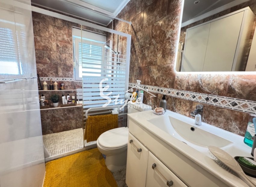 Resale - Villa - La Zenia