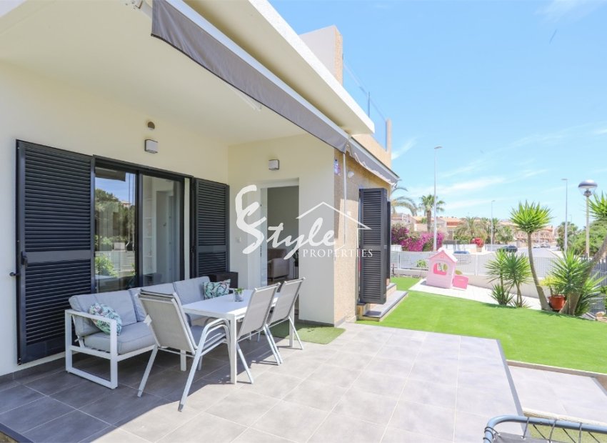 Resale - Villa - La Zenia