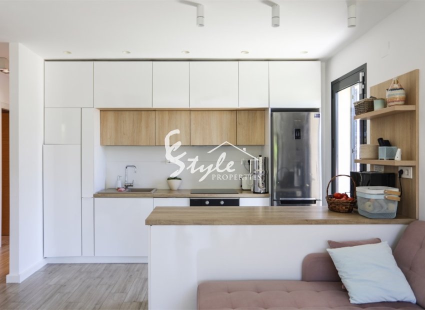 Resale - Villa - La Zenia