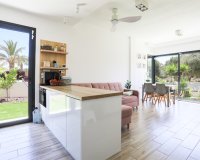 Resale - Villa - La Zenia