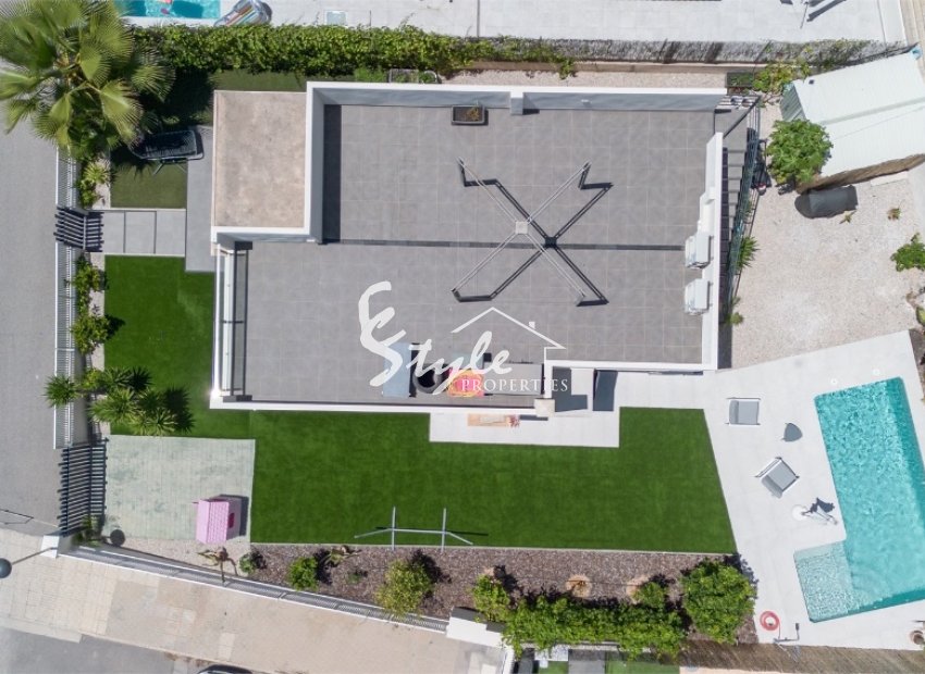 Resale - Villa - La Zenia