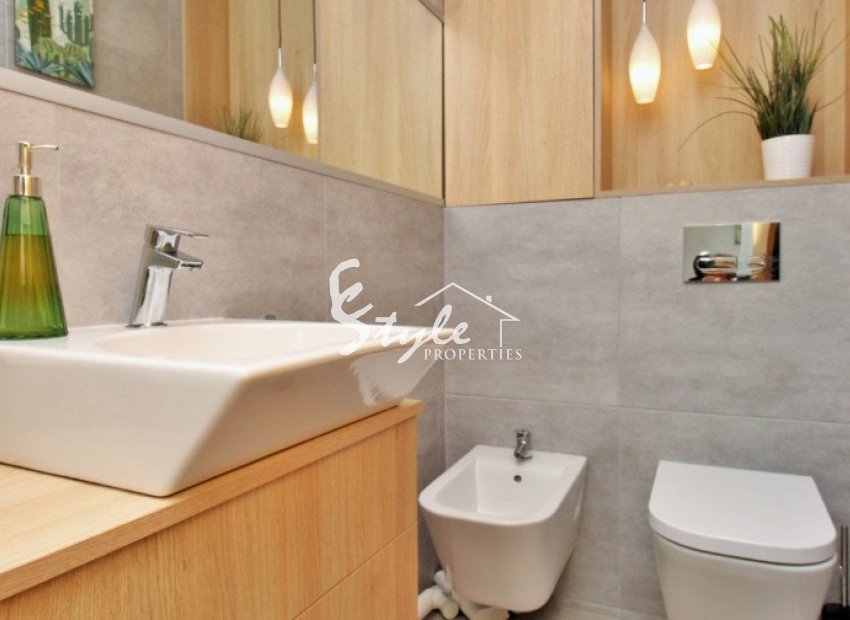 Resale - Villa - La Zenia