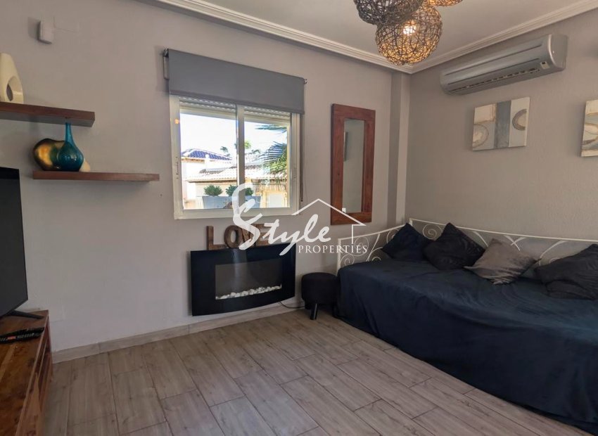 Resale - Villa - La Zenia