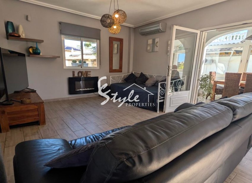 Resale - Villa - La Zenia