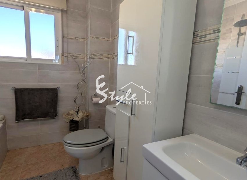 Resale - Villa - La Zenia