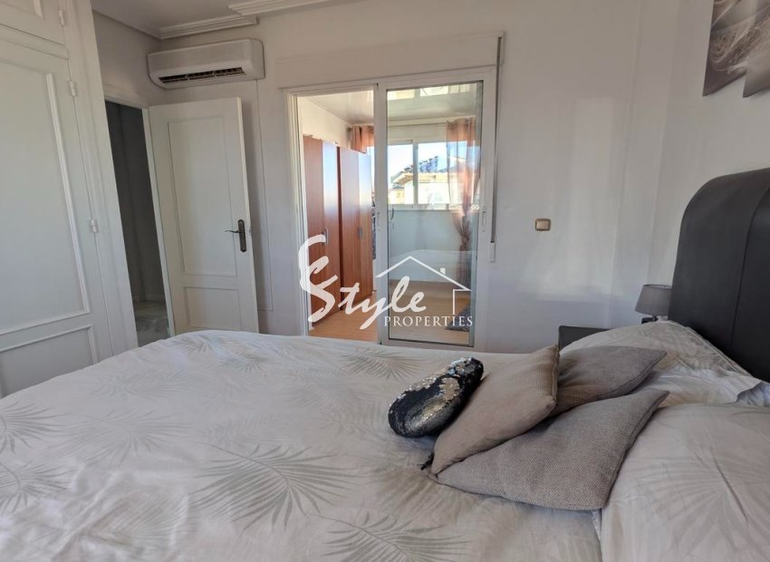 Resale - Villa - La Zenia