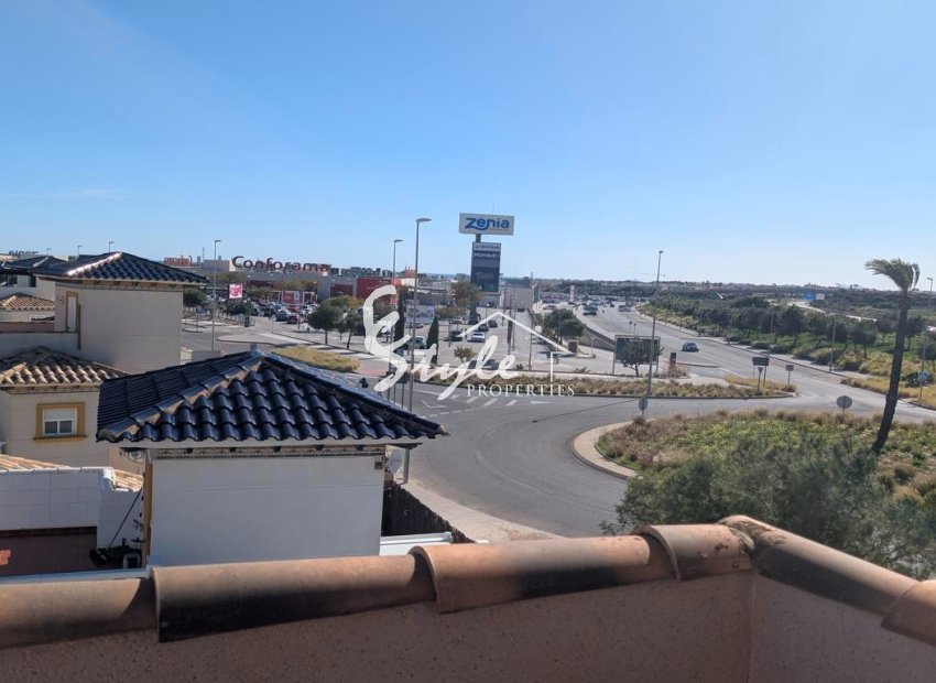 Resale - Villa - La Zenia