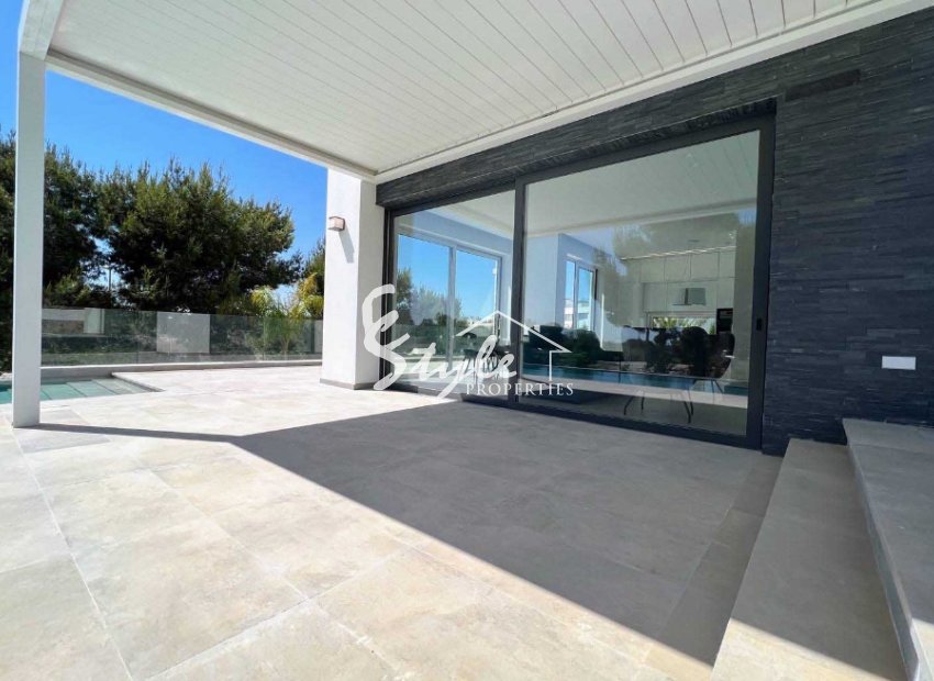 Resale - Villa - Las Colinas Golf