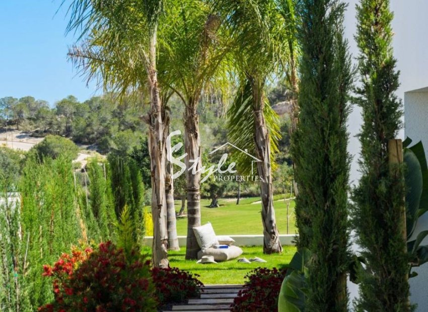Resale - Villa - Las Colinas Golf